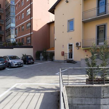 Albergo Residenza Al Teatro Удине Экстерьер фото
